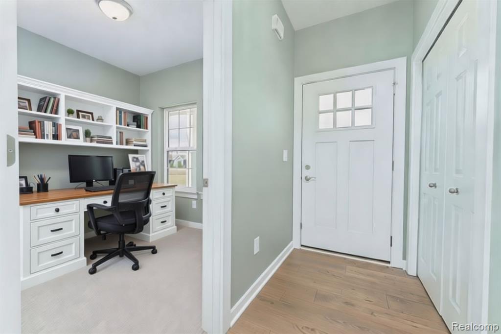 570 W Wildwood Drive, Owosso, MI 48867 — Photo 11