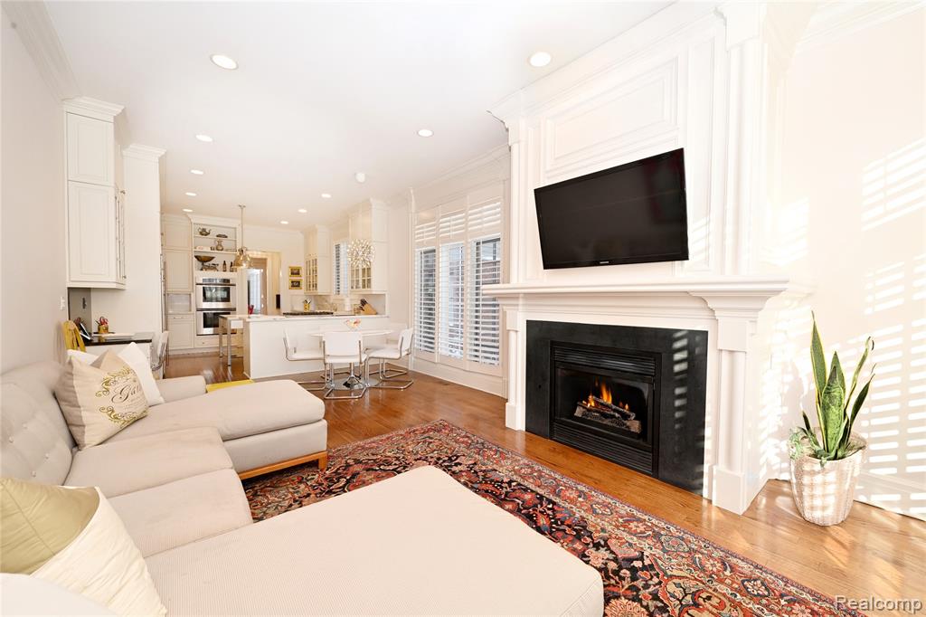 995 Pierce Street, Birmingham, MI 48009 — Photo 17