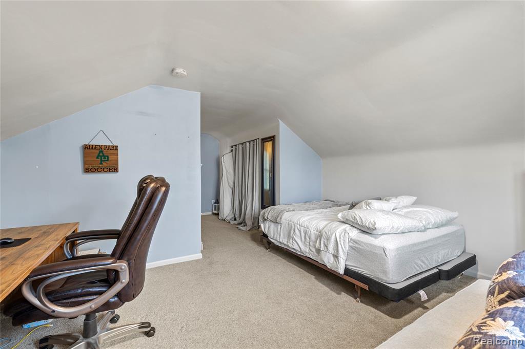 9849 BECKER Avenue, Allen Park, MI 48101 — Photo 19