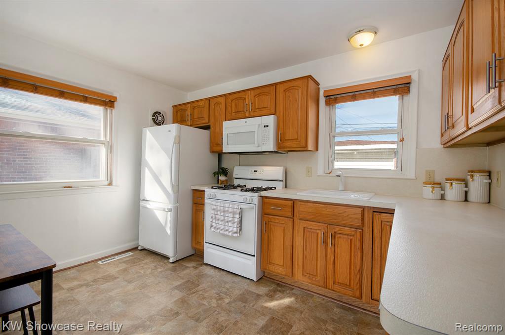 18582 Hamann Street, Riverview, MI 48193 — Photo 13