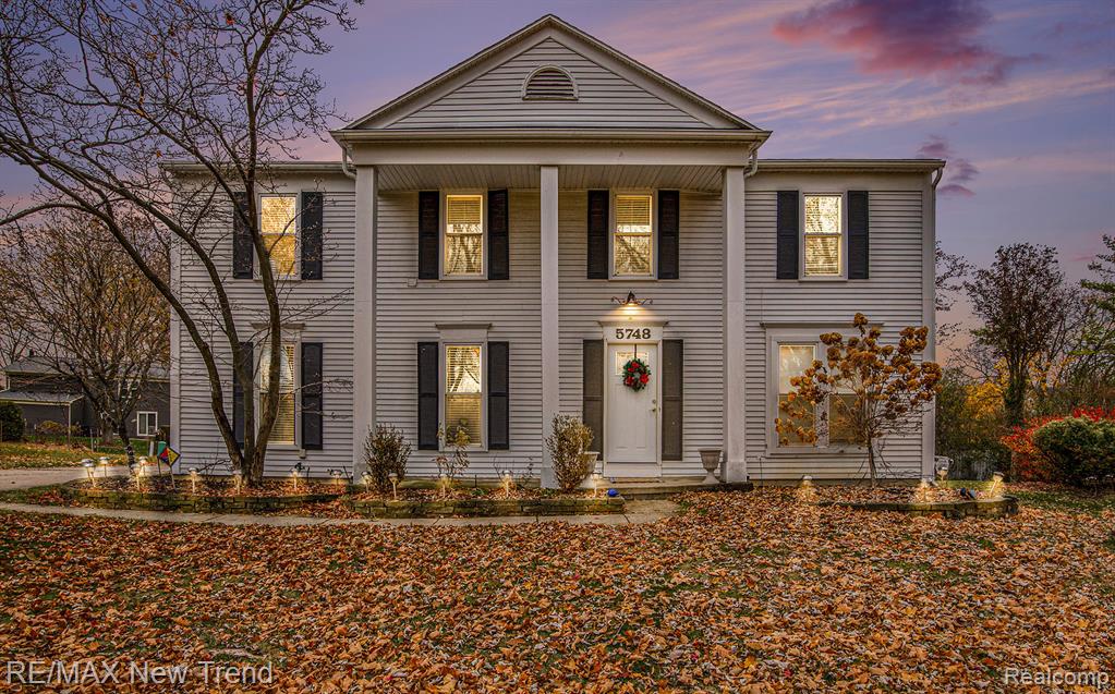 5748 Kingsfield Drive, West Bloomfield, MI — Photo 2