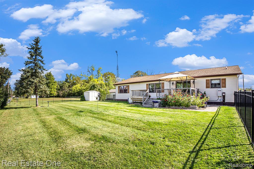 598 Tennessee Avenue, Marysville, MI 48040 — Photo 24
