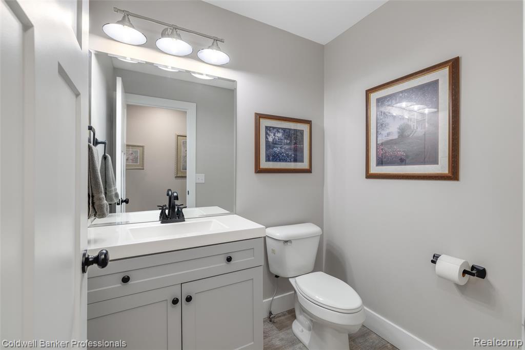 3320 Acorn Grove Court, Ortonville, MI 48462 — Photo 29