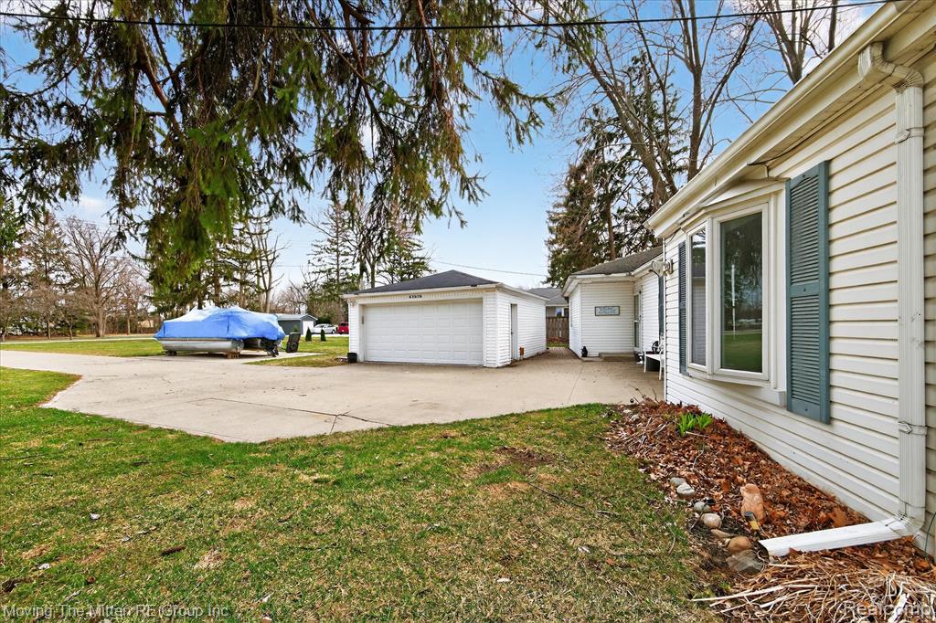 41529 S Interstate 94 Service Drive, Van Buren, MI 48111 — Photo 2
