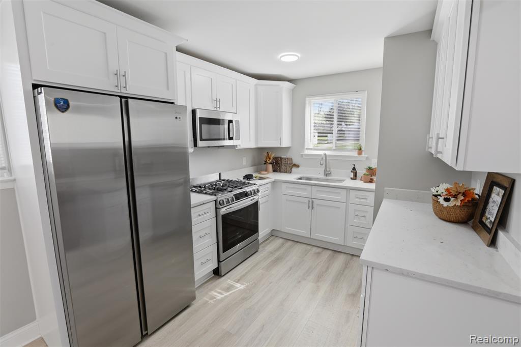 15534 Dixie, Redford, MI 48239 — Photo 5