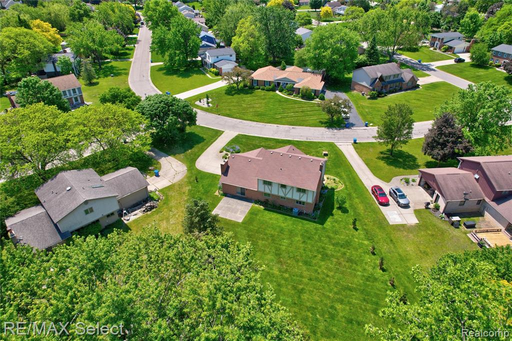 487 Boutell Drive, Grand Blanc, MI 48439 — Photo 43