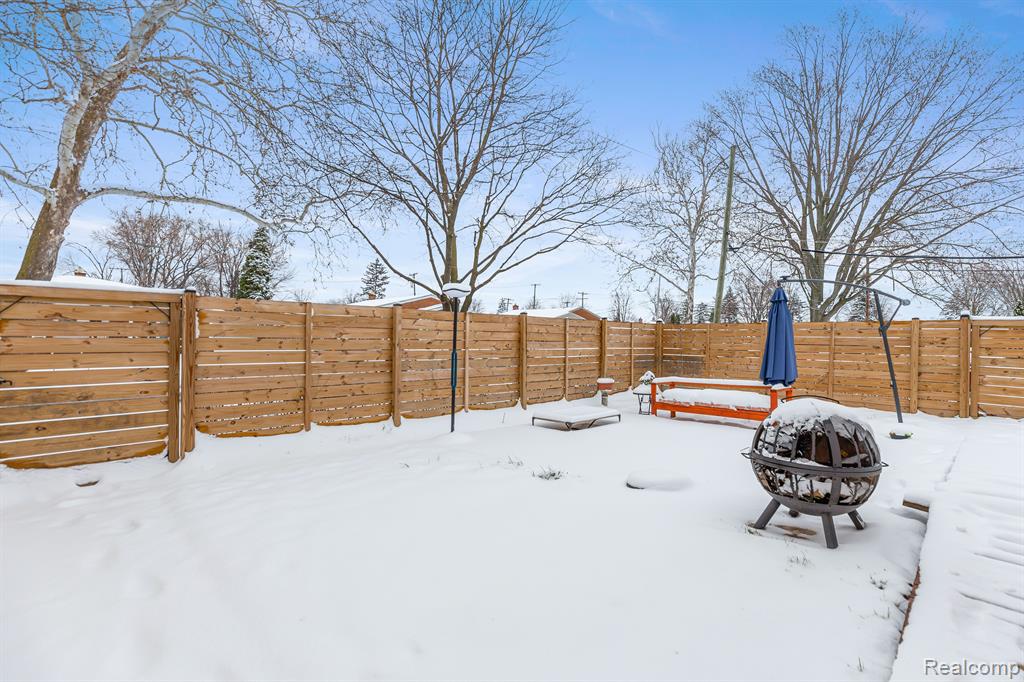 5382 CASMERE Avenue, Warren, MI 48092 — Photo 32