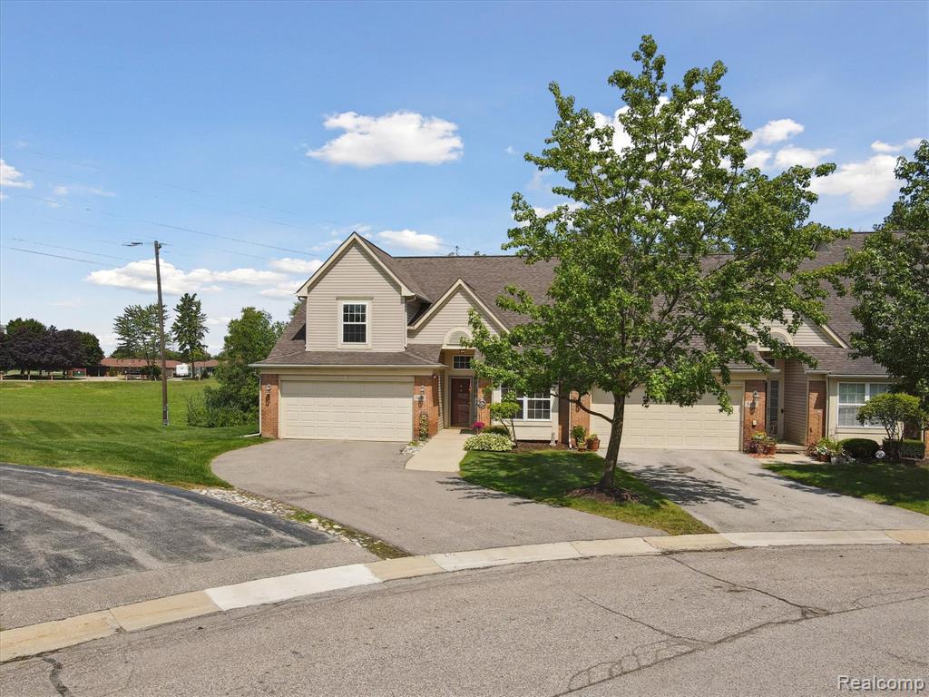 5449 Greenway Drive, Trenton, MI 48183 — Photo 29