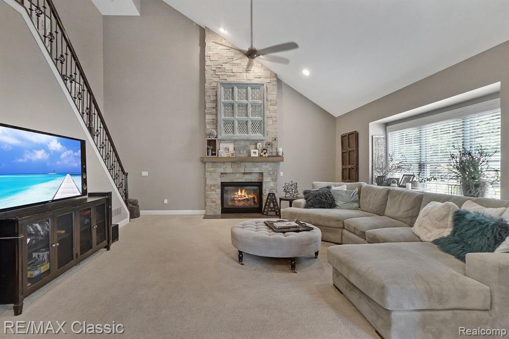 50757 CALVERT ISLE Drive, Novi, MI — Photo 23