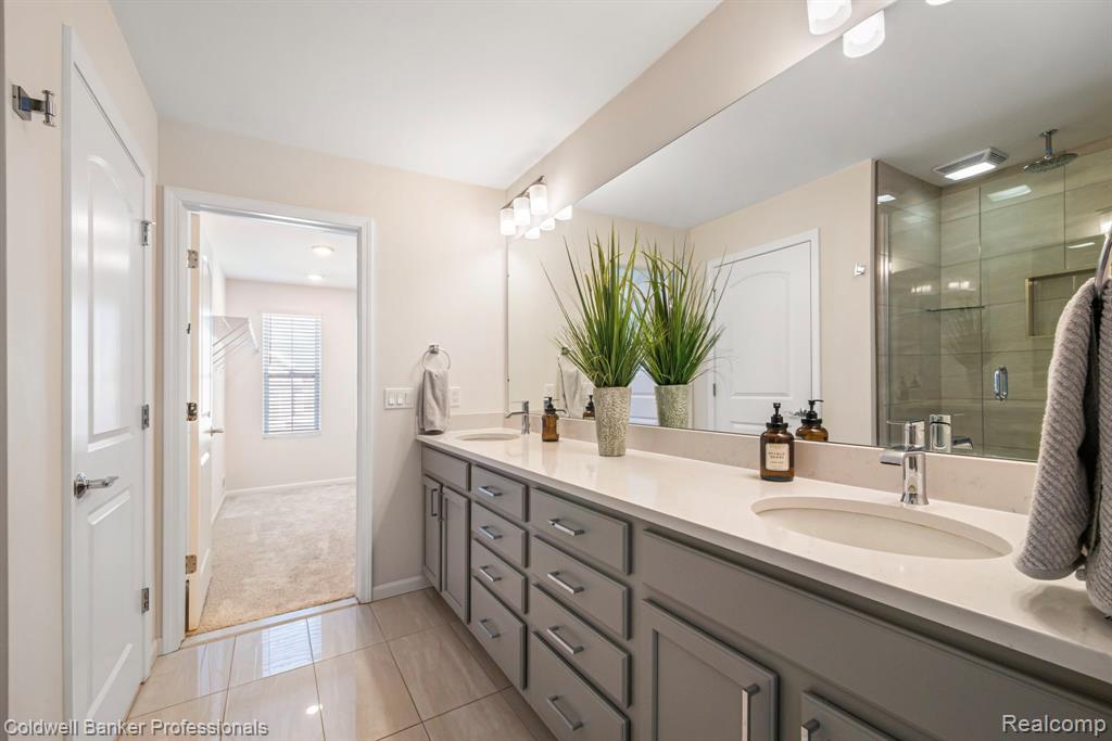 47749 Alden Terrace N, Northville, MI 48168 — Photo 32
