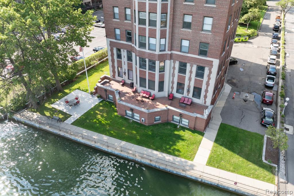 8162 E JEFFERSON Avenue, 7B, Detroit, MI 48214 — Photo 50