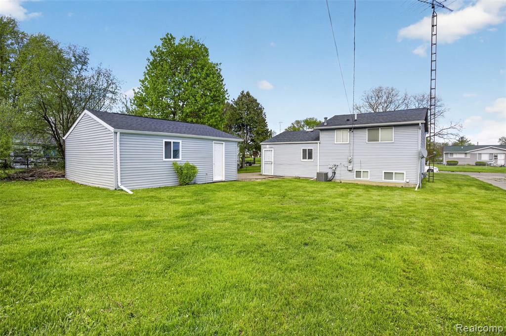 6169 Neff Road, Mount Morris, MI 48458 — Photo 45