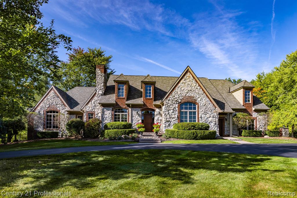 8242 Pine Hollow Court, Grand Blanc, MI 48439 — front exterior