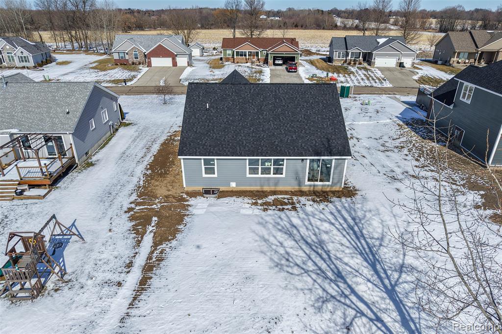 10190 Hunt Drive, Davison, MI 48423 — Photo 9