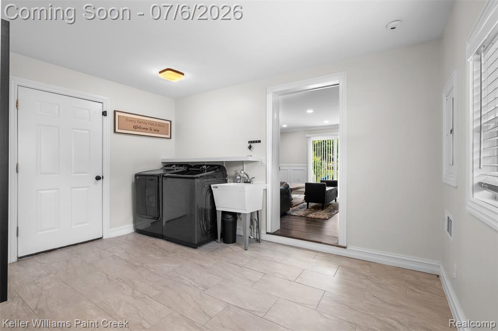 8316 Speedway Drive, Utica, MI 48317 — Photo 17