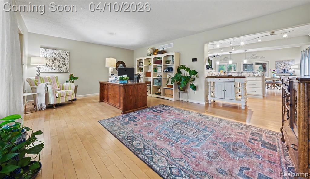 8794 Miller Road, Clarkston, MI 48348 — Photo 9
