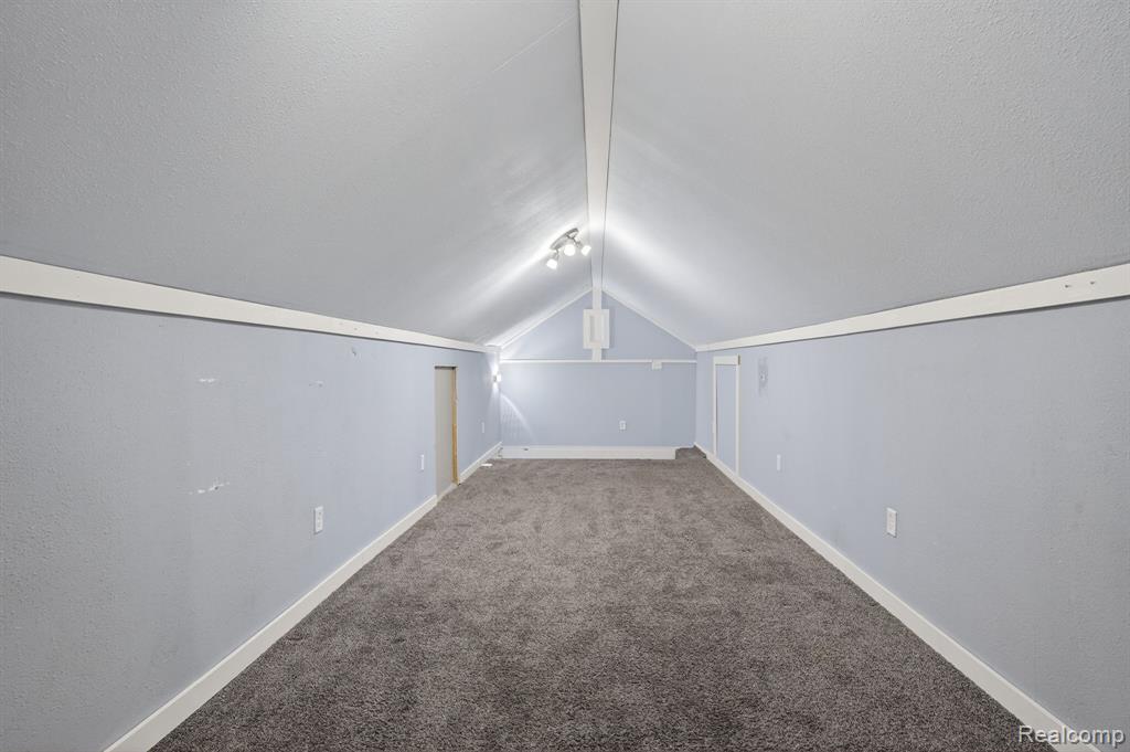 200 N River Road, Saginaw, MI 48609 — Photo 33