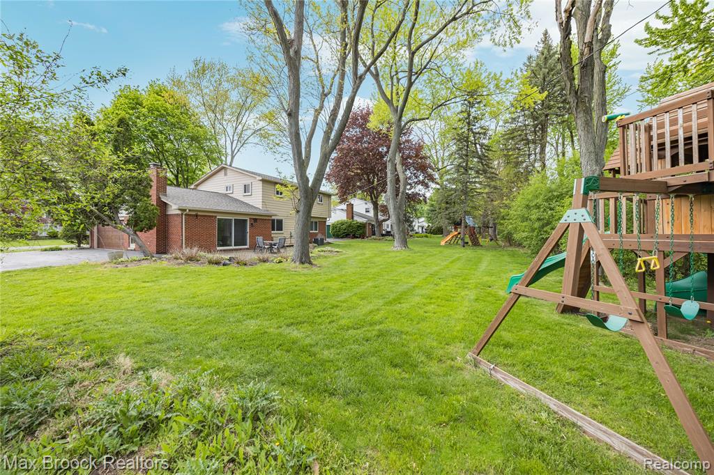 7011 Heather Heath, West Bloomfield, MI — Photo 56