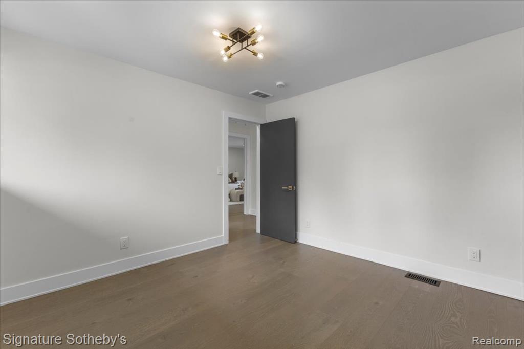 6895 Dublin Fair Road, Troy, MI 48098 — Photo 15