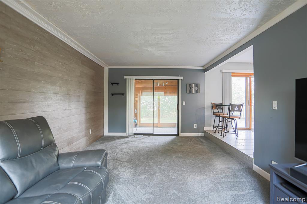 7014 Marco Drive, Waterford, MI 48327 — Photo 23