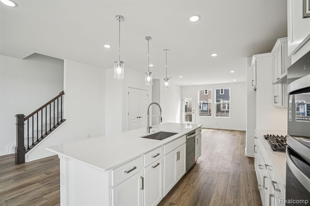 42819 Atwood Avenue, Novi, MI — Photo 16