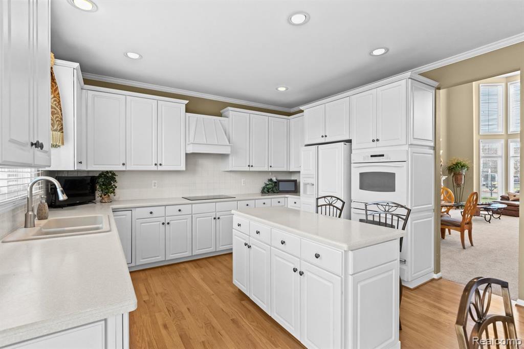 54675 Aurora Park, Shelby Twp, MI 48316 — Photo 17