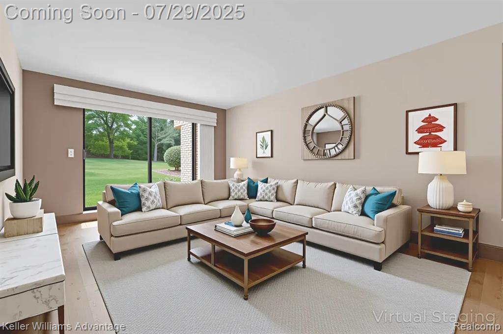 6660 Ridgefield Circle, 104, West Bloomfield, MI — Photo 8
