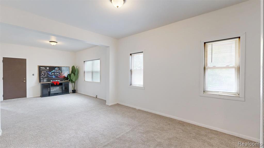 909 N Granger Street, Saginaw, MI 48602 — Photo 17