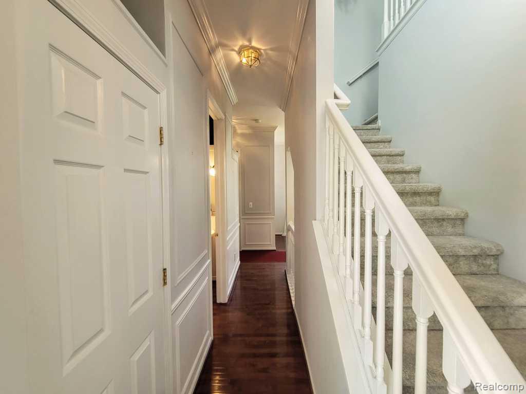 124 Champlain Boulevard, Howell, MI 48843 — Photo 22