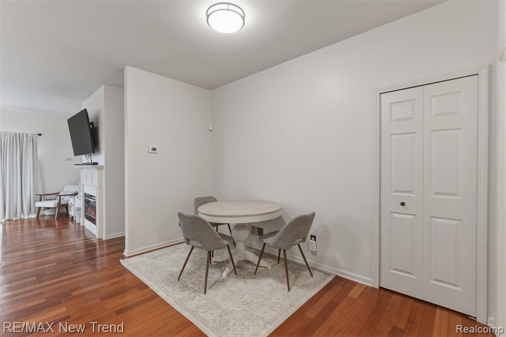 3270 Johanna Ware W, Wixom, MI 48393 — Photo 10