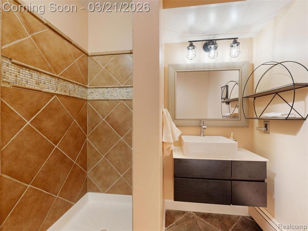 2202 Cook Court, Troy, MI 48083 — Photo 38