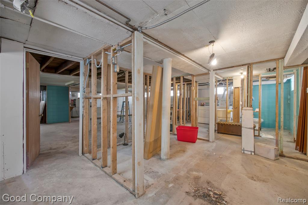 36950 Willow Road, New Boston, MI 48164 — Photo 35