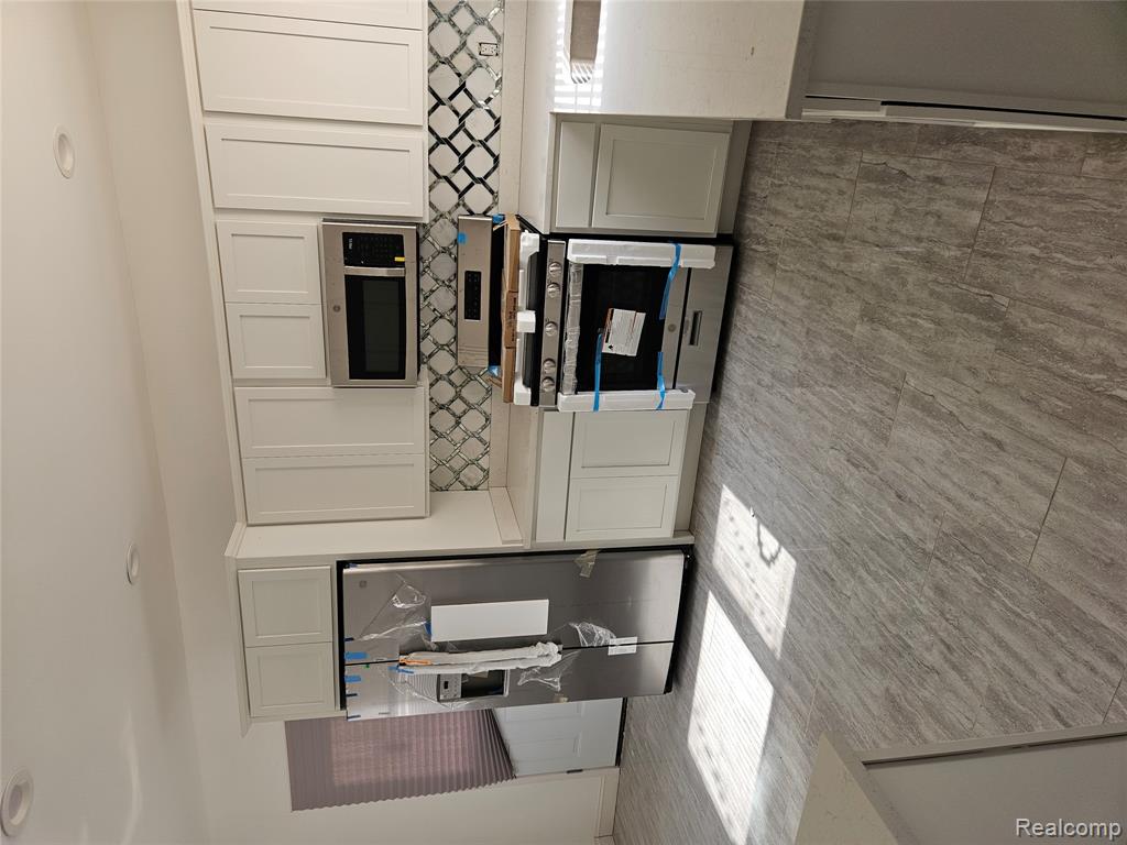 890 E Grand Boulevard N, Detroit, MI 48207 — Photo 9
