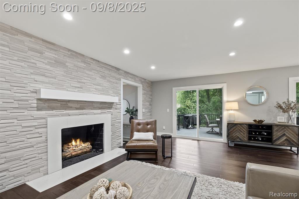 4605 Sunningdale Drive, Bloomfield Hills, MI 48302 — Photo 22
