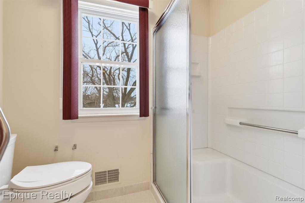 321 Cherry Grove Road Road, Canton, MI 48188 — Photo 10