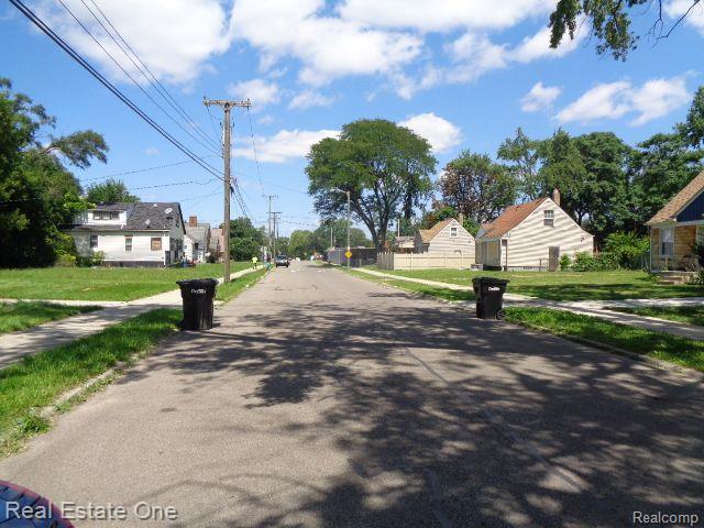 18985 TRINITY Street, Detroit, MI 48219 — Photo 10