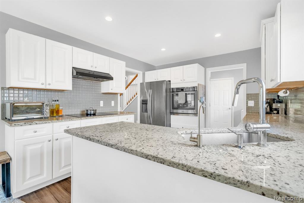 5610 Ortman Drive, Sterling Heights, MI 48314 — Photo 13