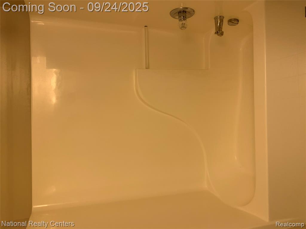 40560 Deer Creek Drive, Canton, MI 48188 — Photo 22