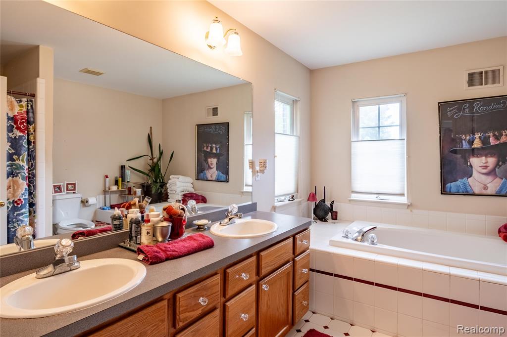6327 SEQUOIA Drive, Ypsilanti, MI 48197 — Photo 28
