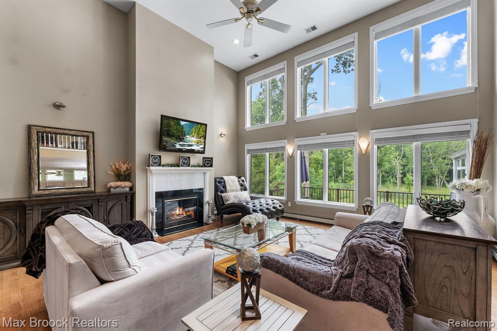 20403 Robinway Drive, Clinton Twp, MI 48036 — Photo 5