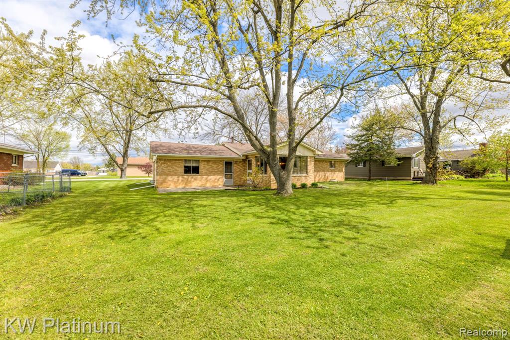 206 E Park Street, Capac, MI 48014 — Photo 2