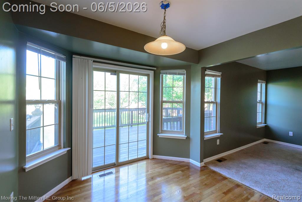 8691 Ironwood Drive, Van Buren, MI 48111 — Photo 12