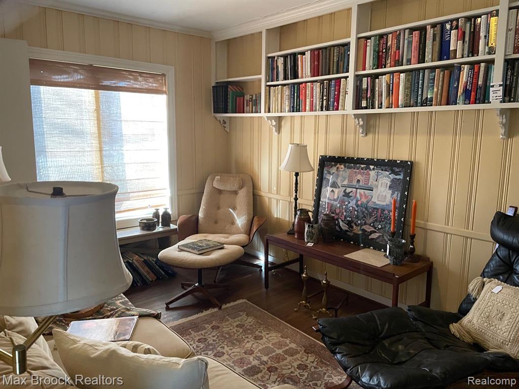 6285 HILLS Drive, Bloomfield Hills, MI 48301 — Photo 9