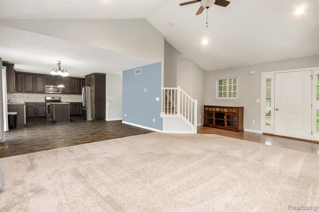 4686 Downing Drive, Pinckney, MI 48169 — Photo 4