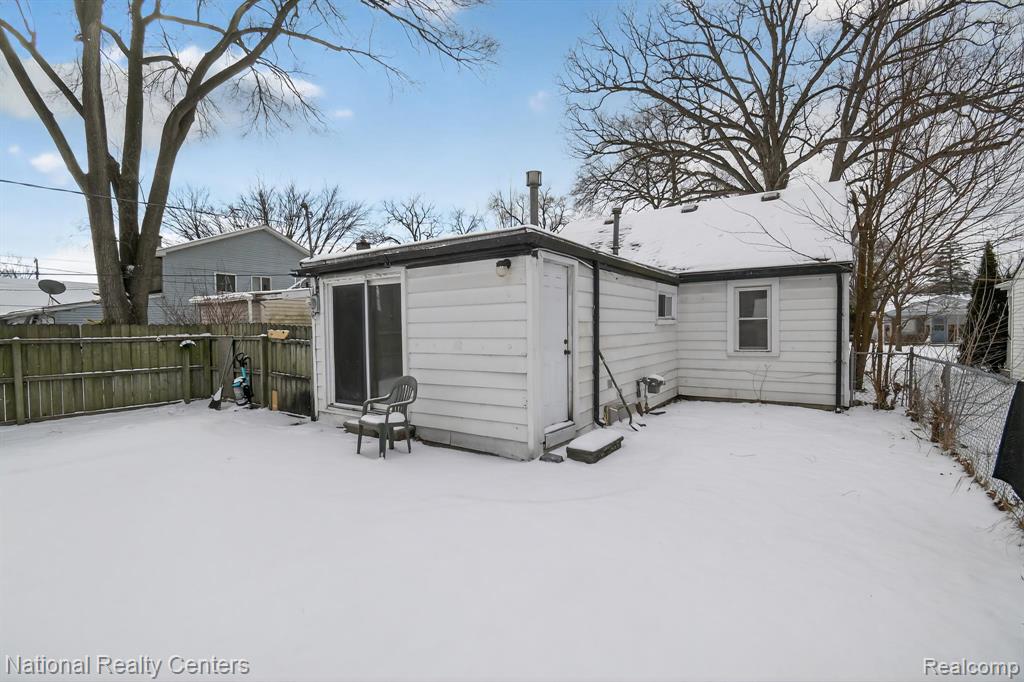 5672 N Linville Street, Westland, MI — Photo 23