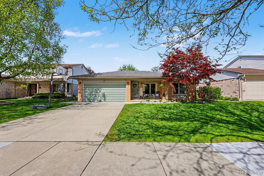 47391 Kathleen Road, Macomb, MI 48044 — Photo 2