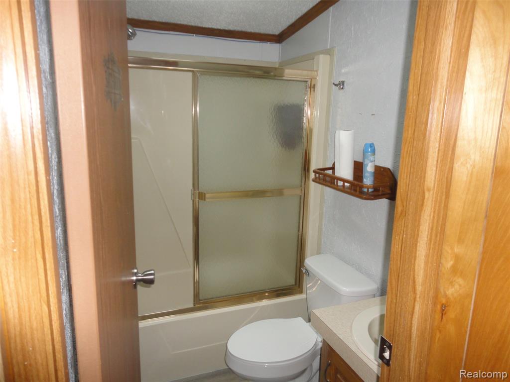 423 Glasgow, Temperance, MI 48182 — Photo 18
