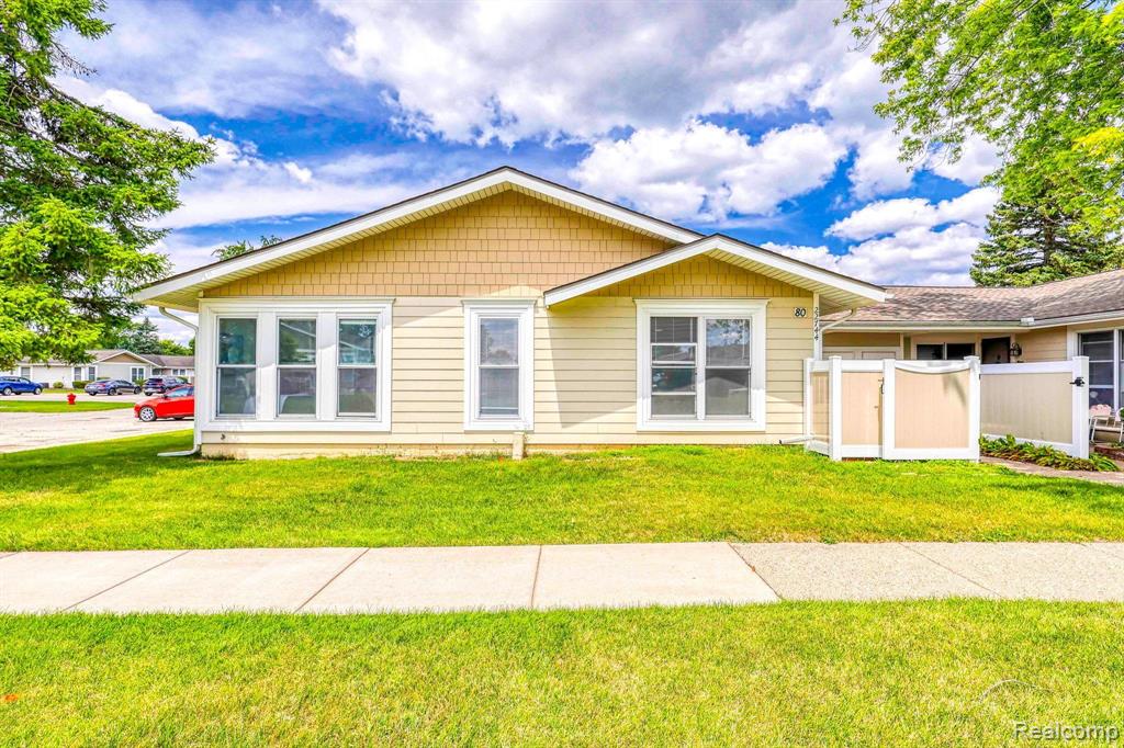 22744 CORTES Street, Novi, MI — Photo 2