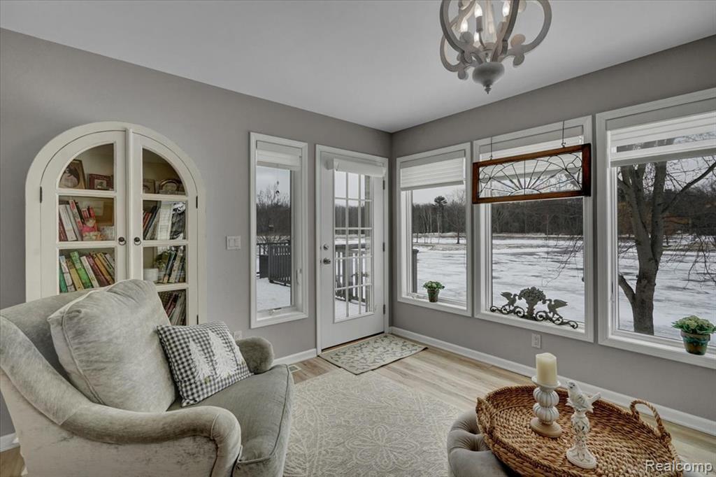 5739 County Kerry Drive Drive, Caseville, MI 48725 — Photo 6
