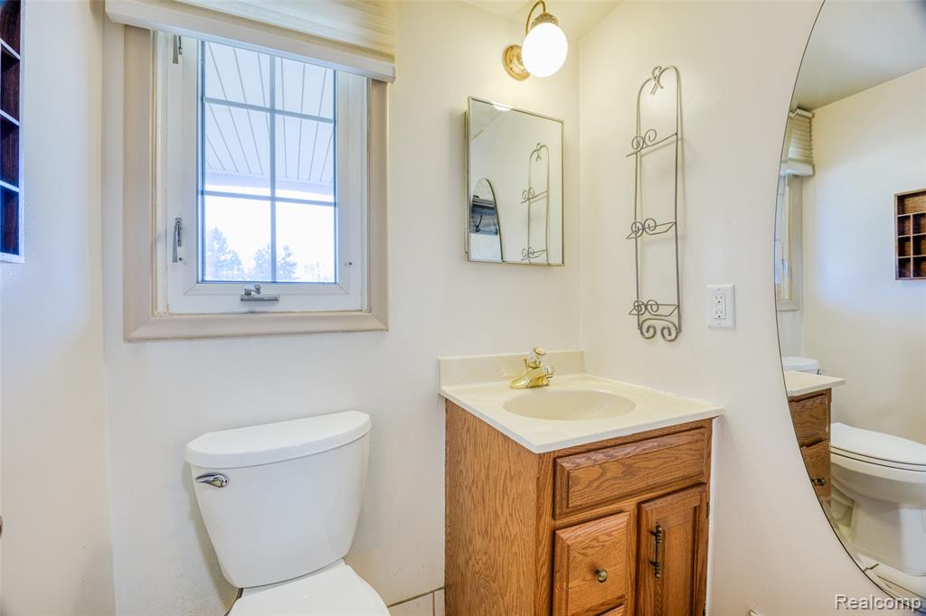 41862 Baintree Circle, Northville, MI 48168 — Photo 36